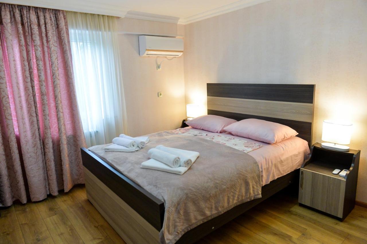 Cozy House Hotel Kʼutʼaisi Exterior foto