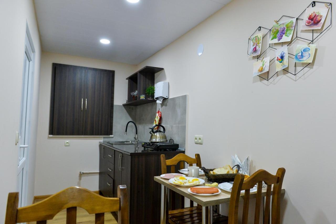 Cozy House Hotel Kʼutʼaisi Exterior foto