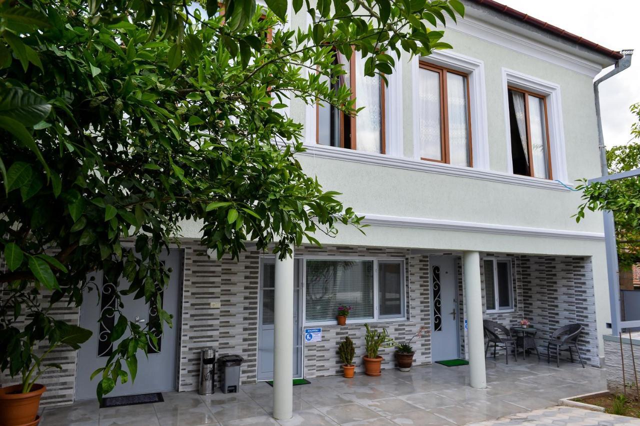 Cozy House Hotel Kʼutʼaisi Exterior foto